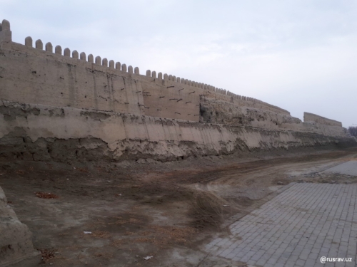 Крепостные стены старого города 3