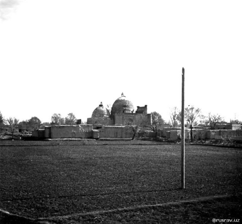 Мавзолей, мечеть-хонакох Сайфиддин Бохарзи 1