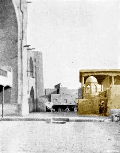 Мечеть Ляби Хаузи Девонбеги 1