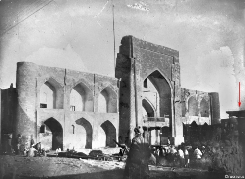 Мечеть Ляби Хаузи Девонбеги 4